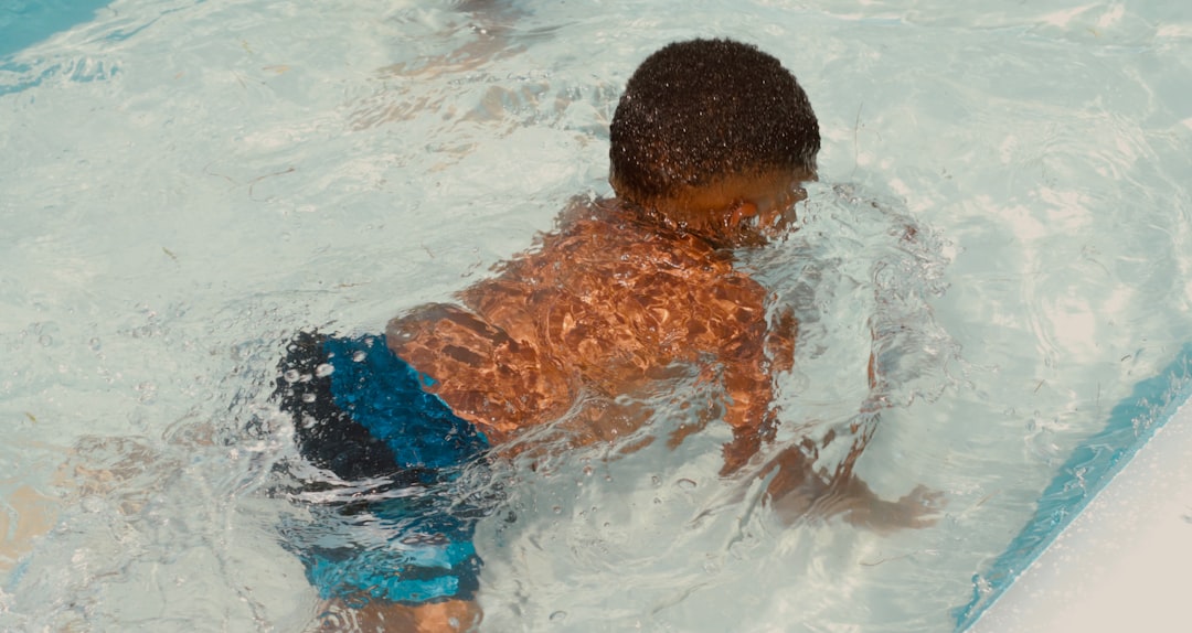 Lưu ý tổ chức pool party